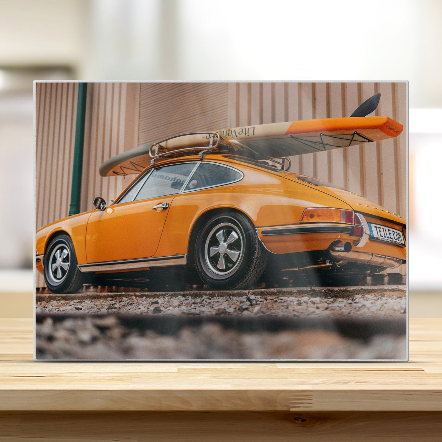 Snijplank - Gehard Glas - Porsche met Surfboard