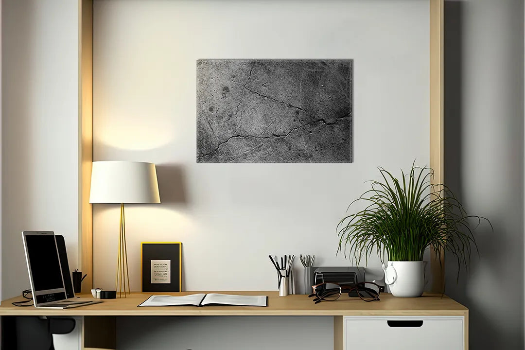 Kurkborden op canvas met donkere gebarsten betonwand – formaat 140 × 100 cm