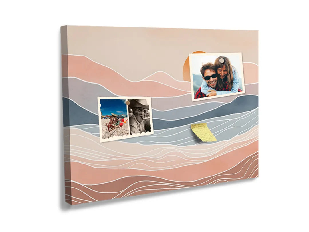 Kurkborden op canvas met abstract landschap met pastelkleurige heuvels – formaat 60 × 40 cm