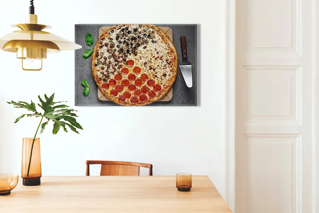 Kurkborden op canvas met pizza met verschillende toppings – formaat 100 × 70 cm