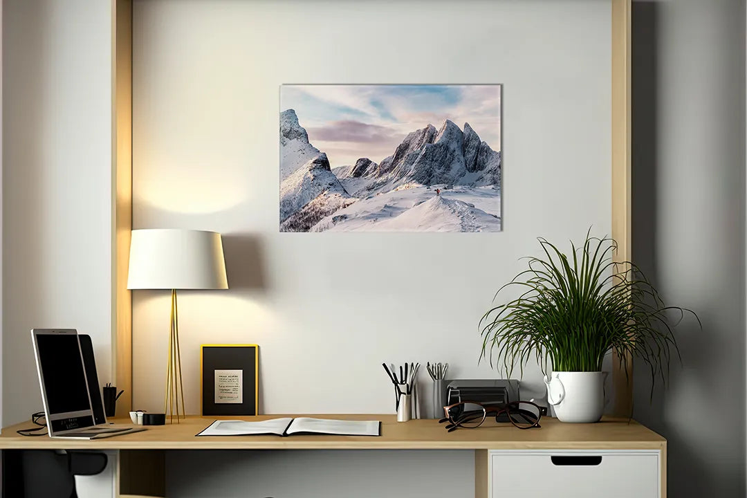 Kurkborden op canvas met besneeuwde bergtoppen – formaat 140 × 100 cm