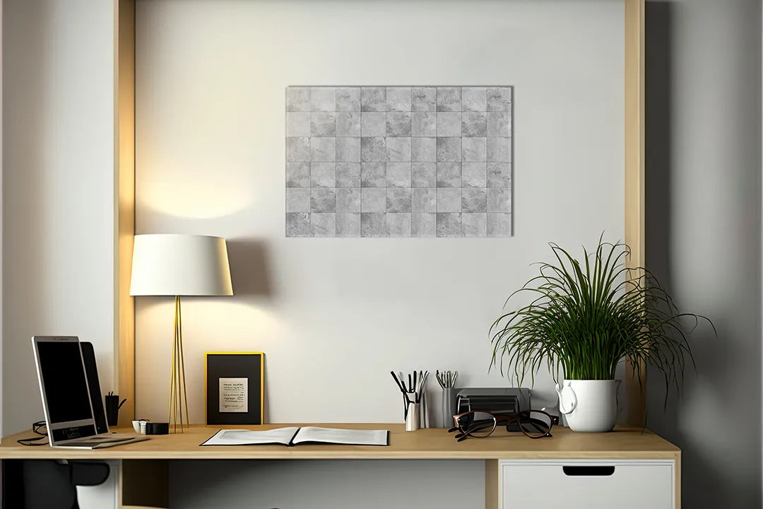 Kurkborden op canvas met grijze geometrische tegelstructuur – formaat 140 × 100 cm