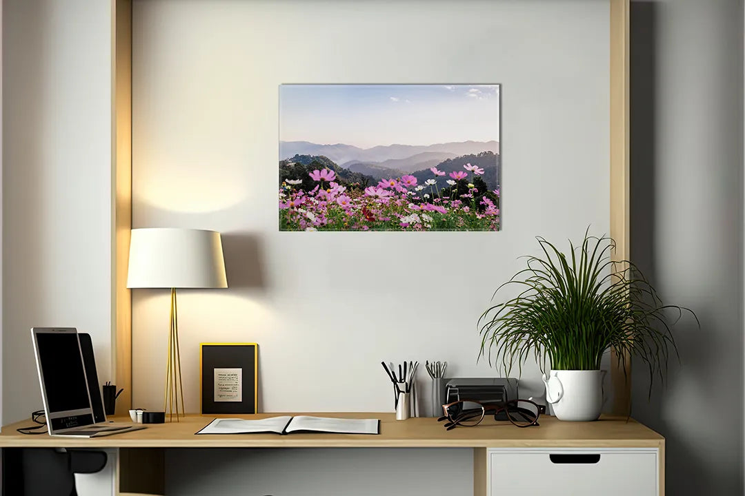 Kurkborden op canvas met bloemenweide met bergen – formaat 140 × 100 cm