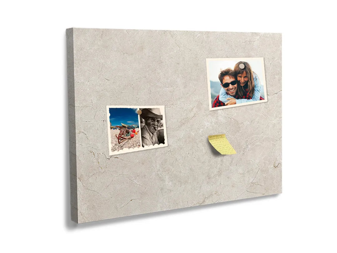 Kurkborden op canvas met lichte beige steenstructuur – formaat 60 × 40 cm