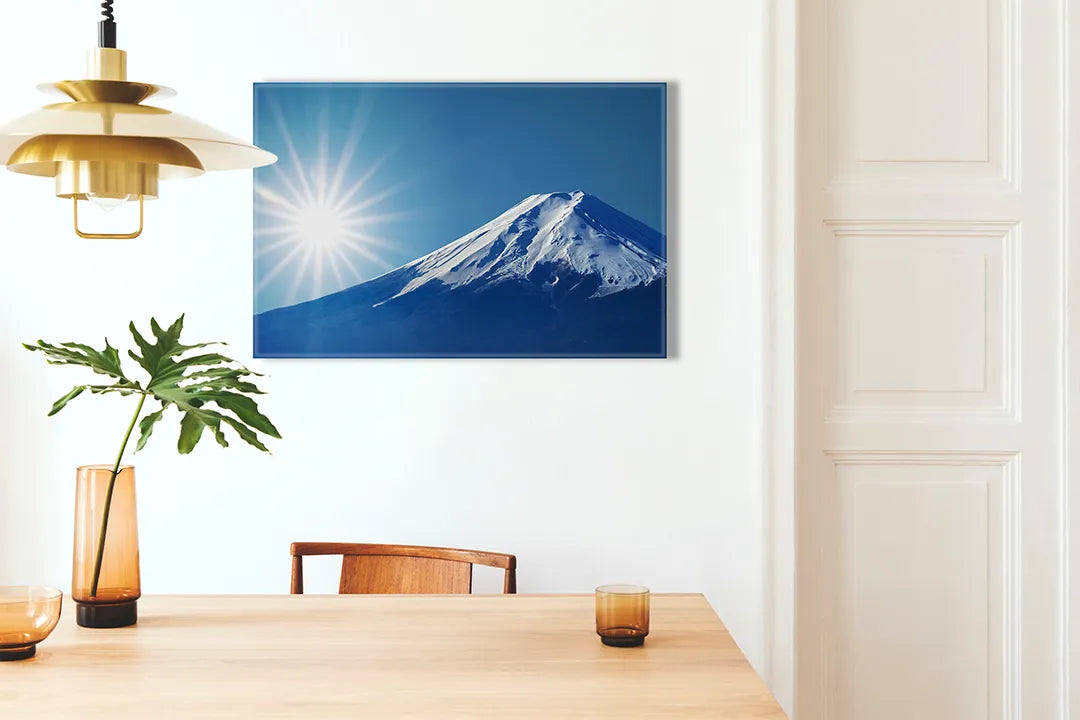 Kurkborden op canvas met mount fuji met zonnestralen – formaat 100 × 70 cm