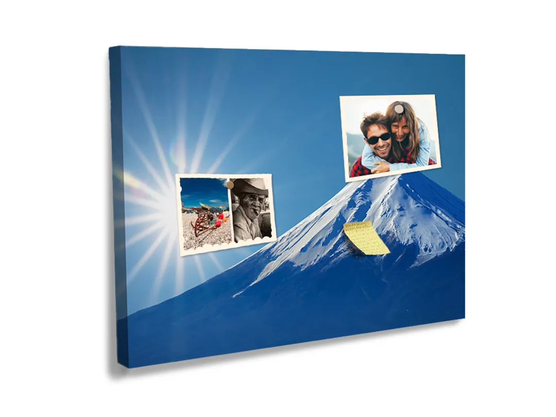 Kurkborden op canvas met mount fuji met zonnestralen – formaat 60 × 40 cm
