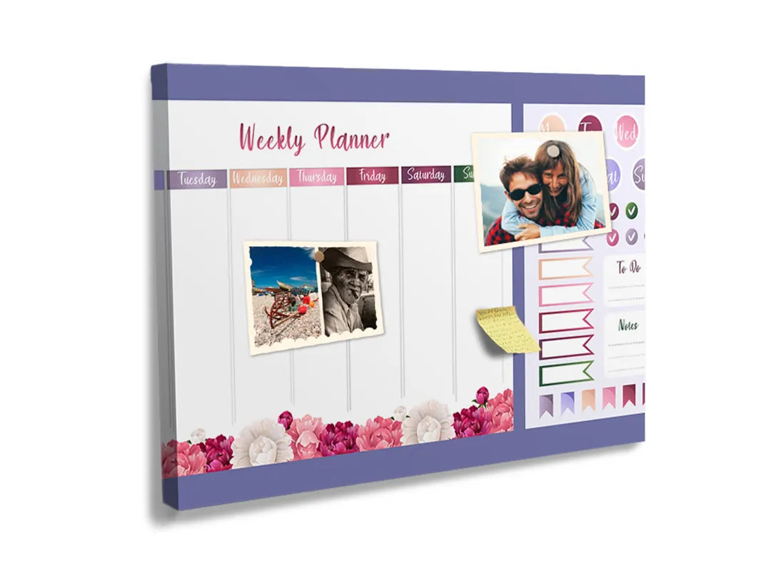 Kurkborden op canvas met paarse weekplanner met stickers – formaat 60 × 40 cm