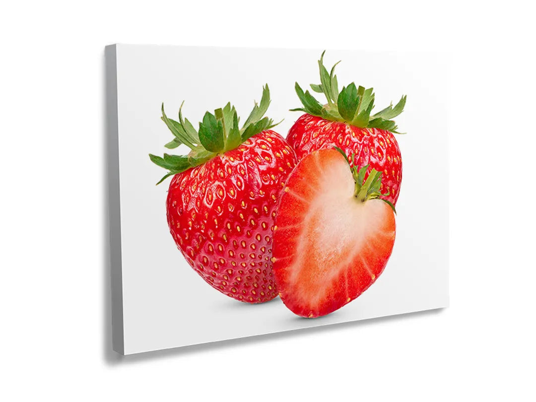 Kurkborden op canvas met verse aardbeien op witte achtergrond – formaat 120 × 80 cm