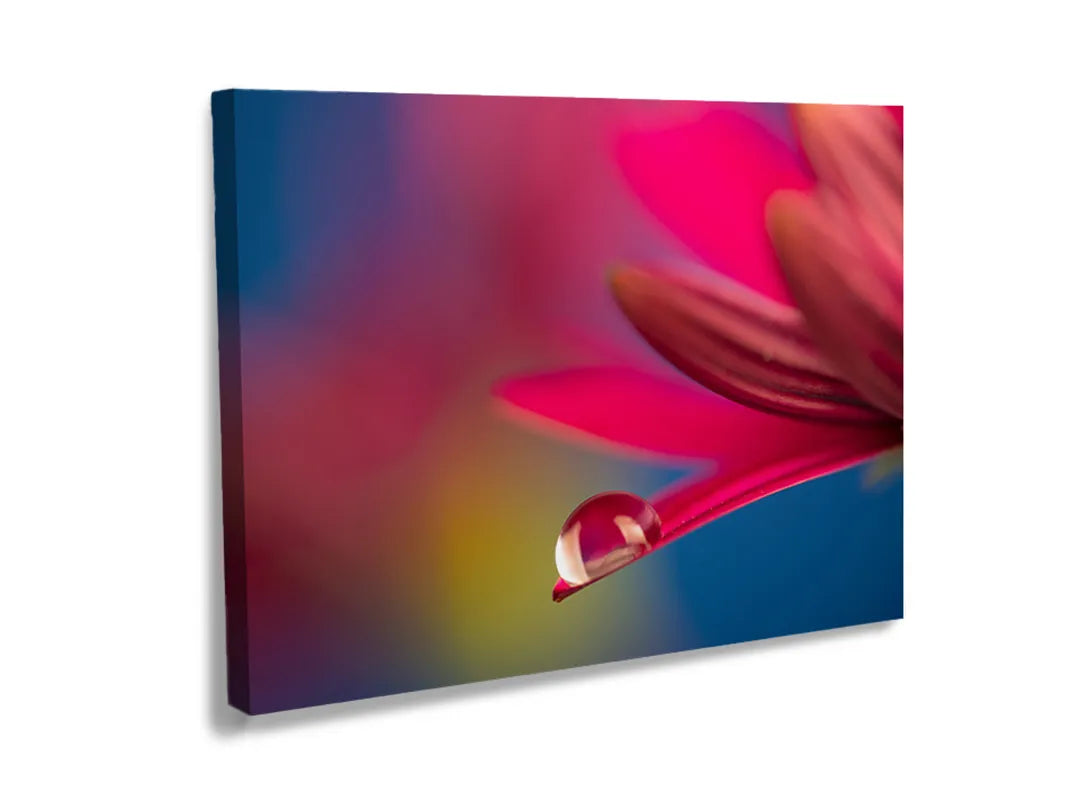 Kurkborden op canvas met roze bloem met waterdruppel – formaat 120 × 80 cm