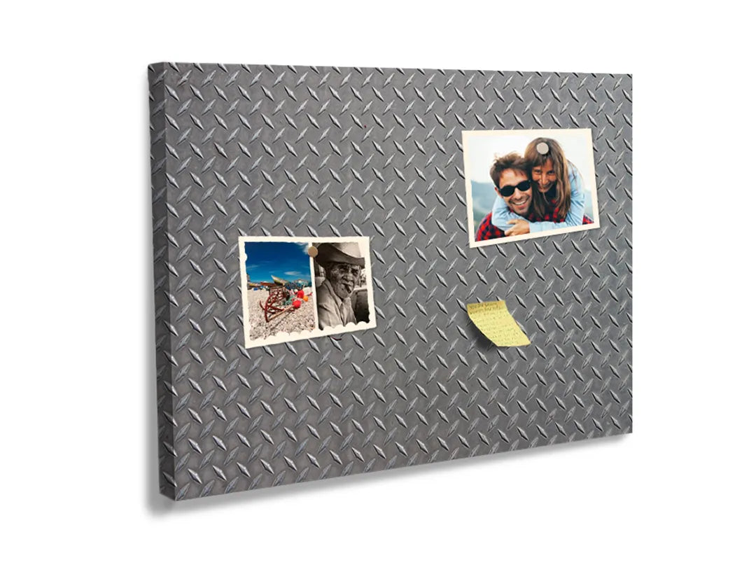 Kurkborden op canvas met metalen traanplaat structuur – formaat 60 × 40 cm