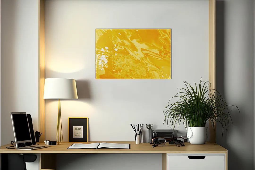 Kurkborden op canvas met zonnig geel abstract marmerpatroon – formaat 140 × 100 cm