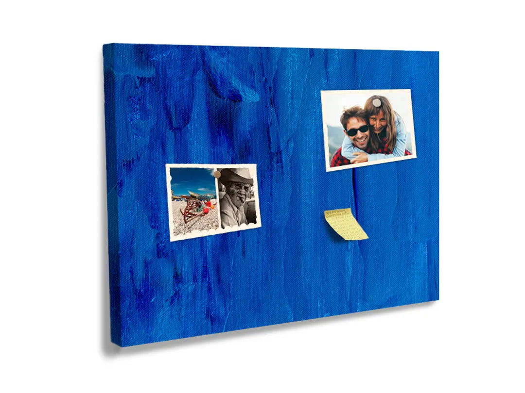 Kurkborden op canvas met diepblauw abstract schilderij – formaat 60 × 40 cm