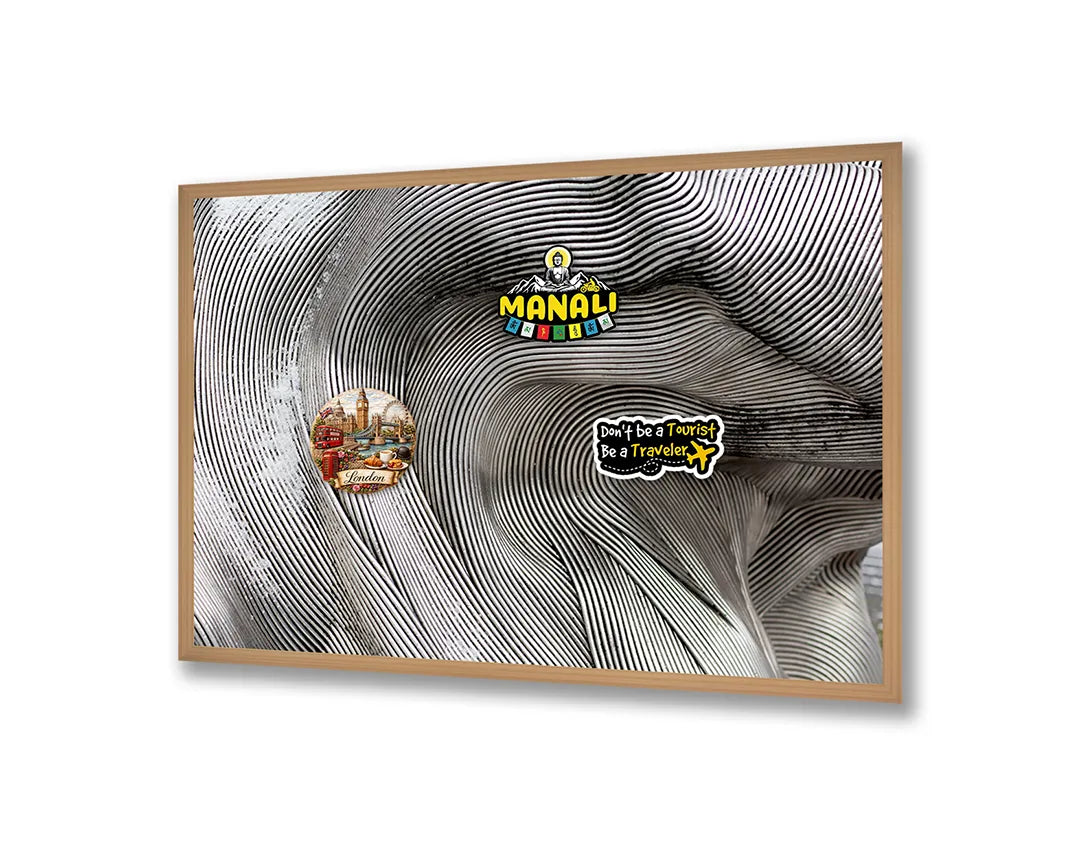 Metalen Magneetbord met afbeelding van abstracte vloeiende lijnen in zilvergrijs kleuren
