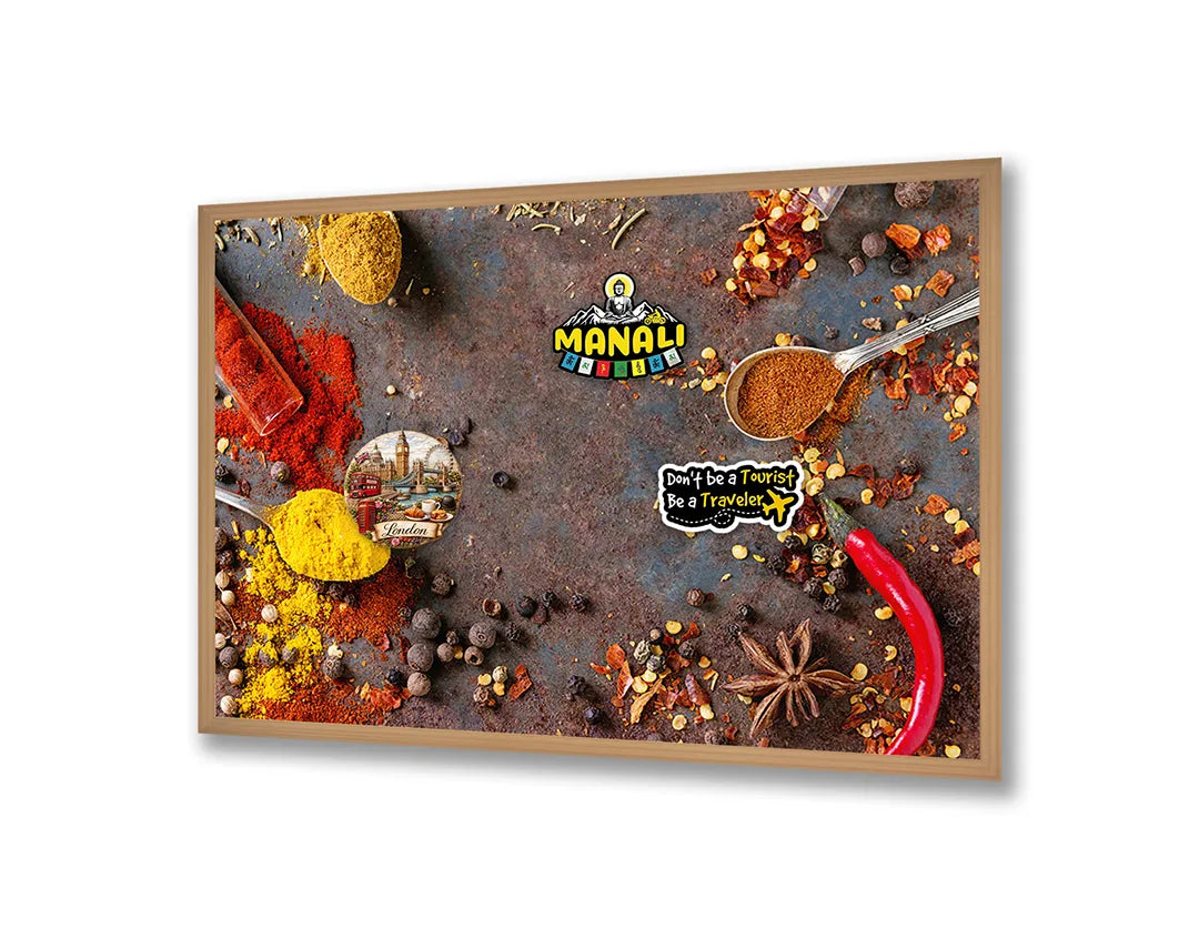 Metalen Magneetbord met afbeelding van losse specerijen en pepers in warm rood en bruin kleuren