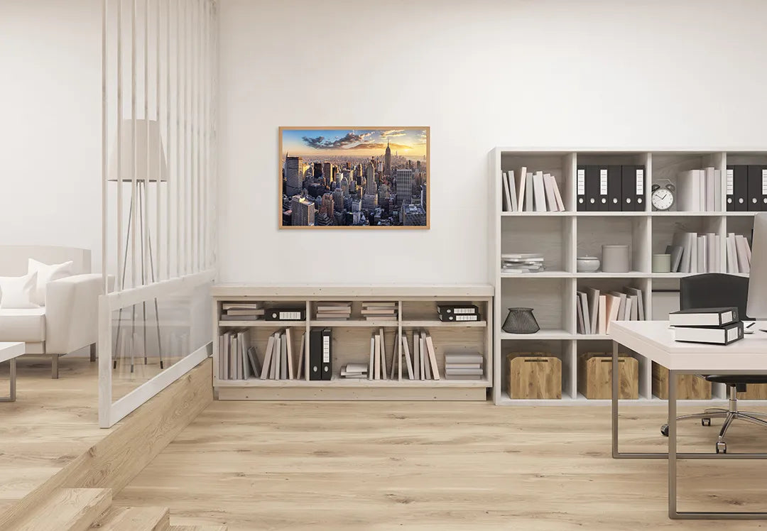Metalen Magneetbord met afbeelding van New York skyline bij zonsondergang in goud en stadsblauw kleuren