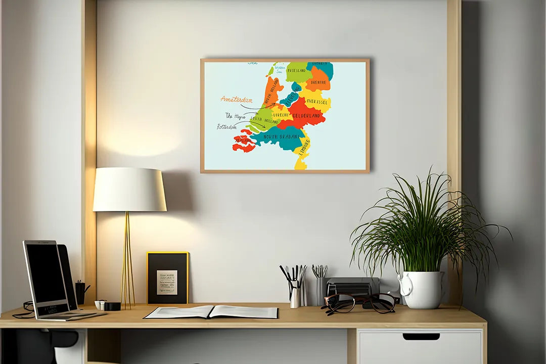 Metalen Magneetbord met afbeelding van gekleurde provinciekaart van Nederland in verschillende heldere kleuren kleuren