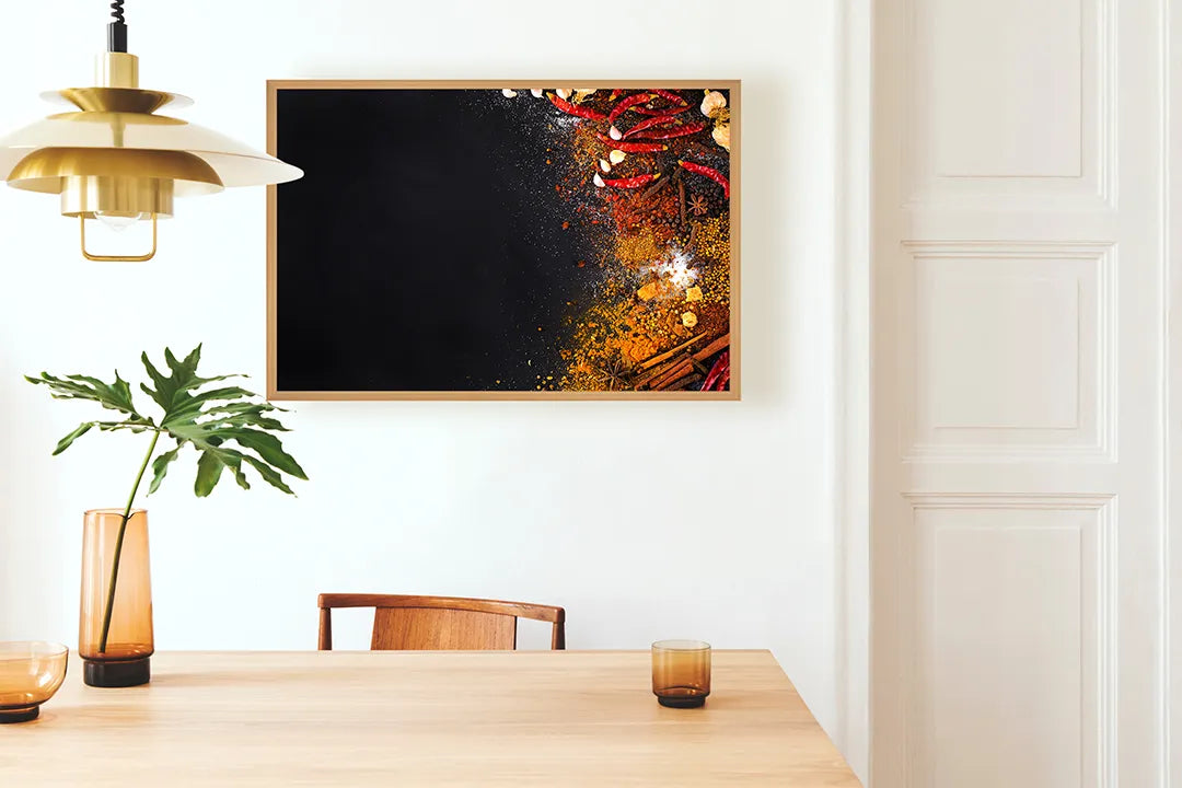 Metalen Magneetbord met afbeelding van rode pepers en kruiden in vurig rood kleuren