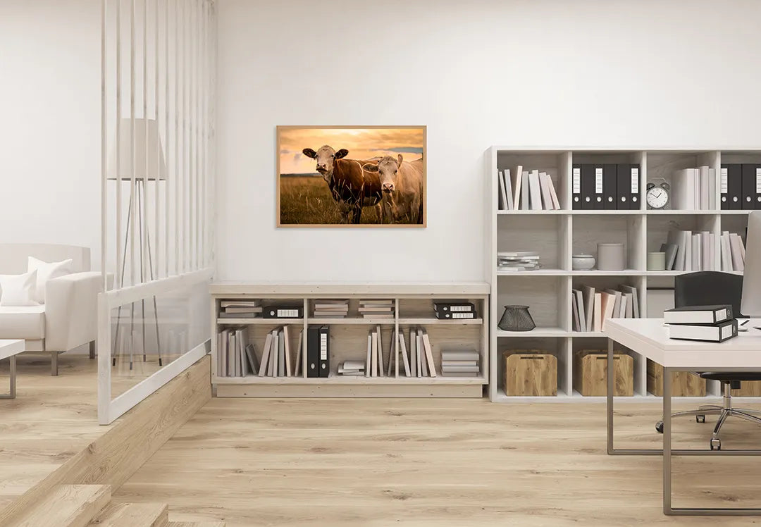 Metalen Magneetbord met afbeelding van twee koeien in de weide in natuurlijke buitenkleuren kleuren