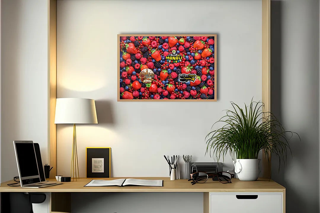 Metalen Magneetbord met afbeelding van mix van rode bosvruchten en bessen in sappig rood en paars kleuren