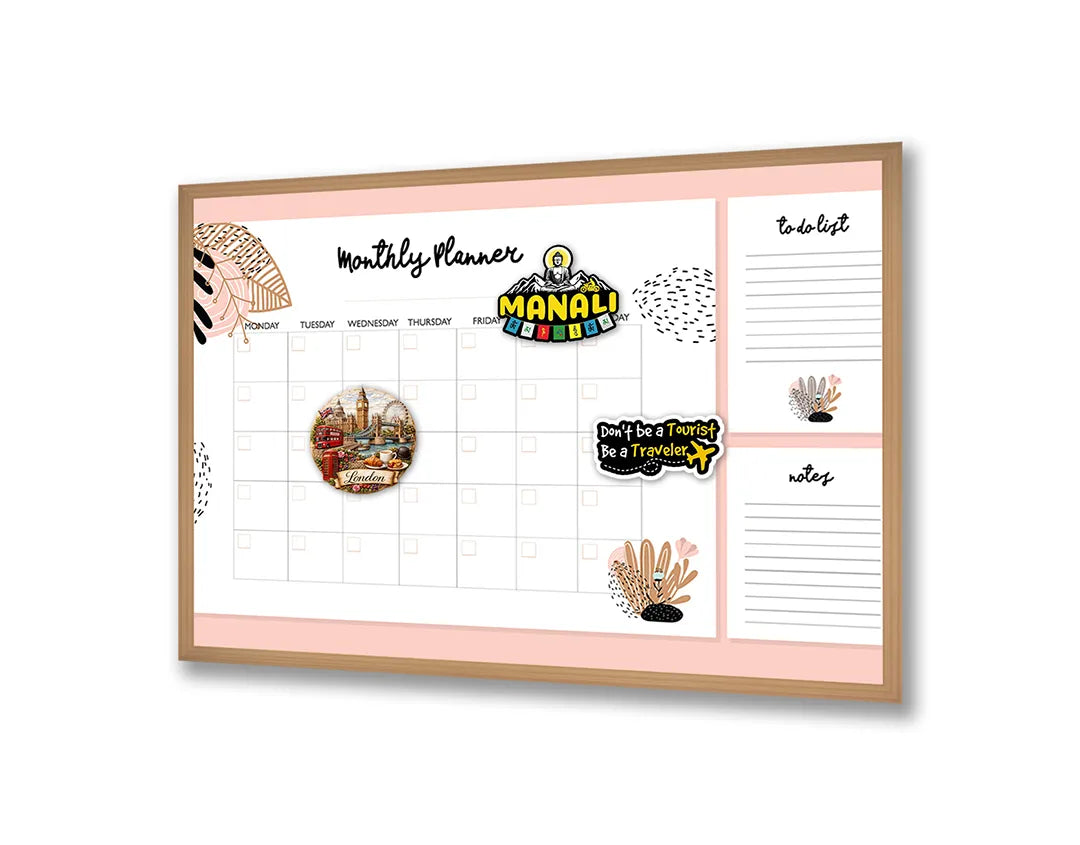 Metalen Magneetbord met afbeelding van roze en witte maandplanner in zacht roze kleuren
