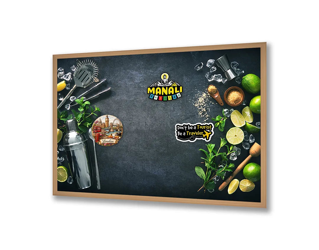 Metalen Magneetbord met afbeelding van verse groenten op een donkere achtergrond in groen en donkergrijs kleuren