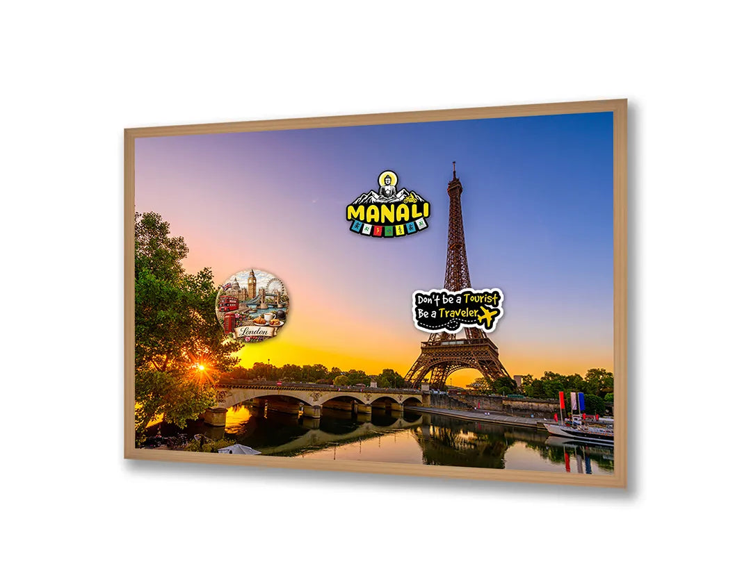 Metalen Magneetbord met afbeelding van Eiffeltoren aan de rivier in warme zonsondergang kleuren