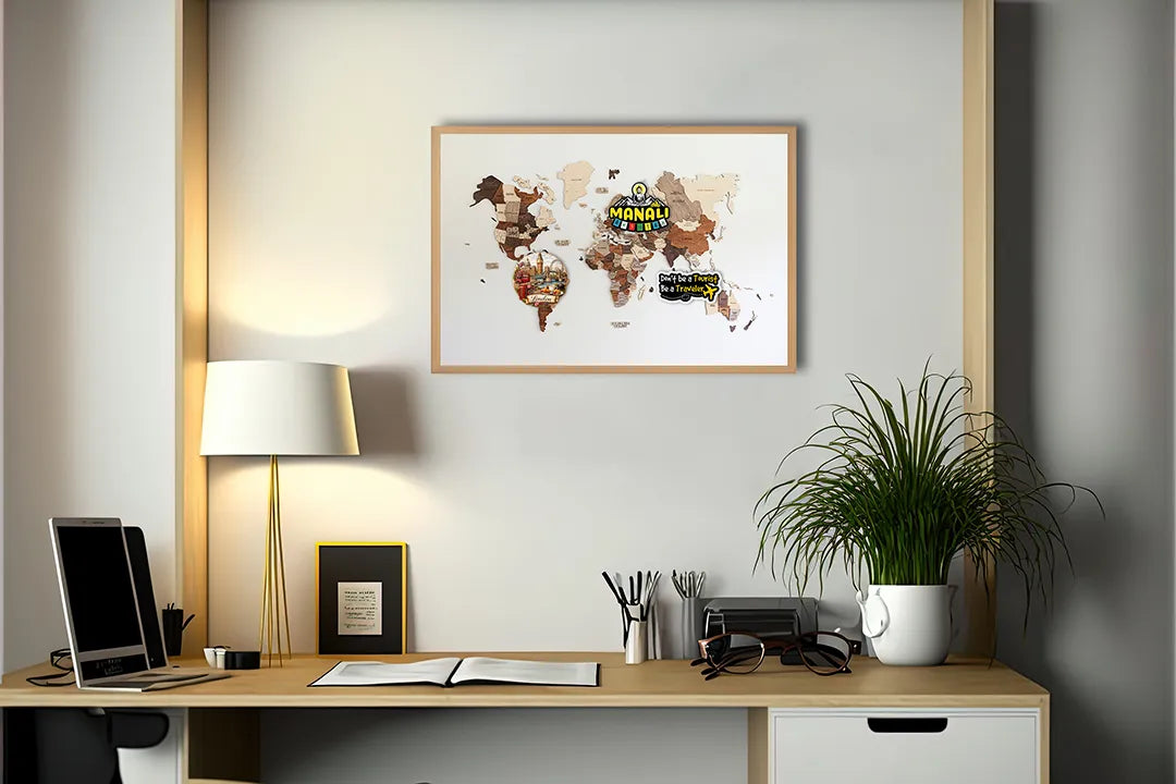 Metalen Magneetbord met print van Houten wereldkaart perfect als decoratie