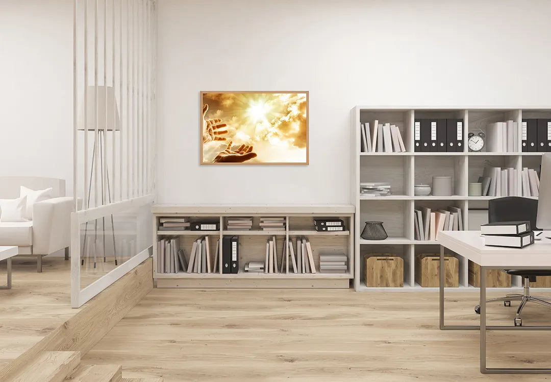 Metalen Magneetbord met afbeelding van handen reikend naar de zon in goud en geel kleuren