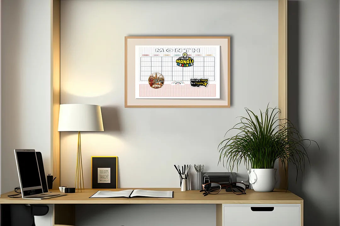 Metalen Magneetbord met print van Roze maandplanner perfect als decoratie
