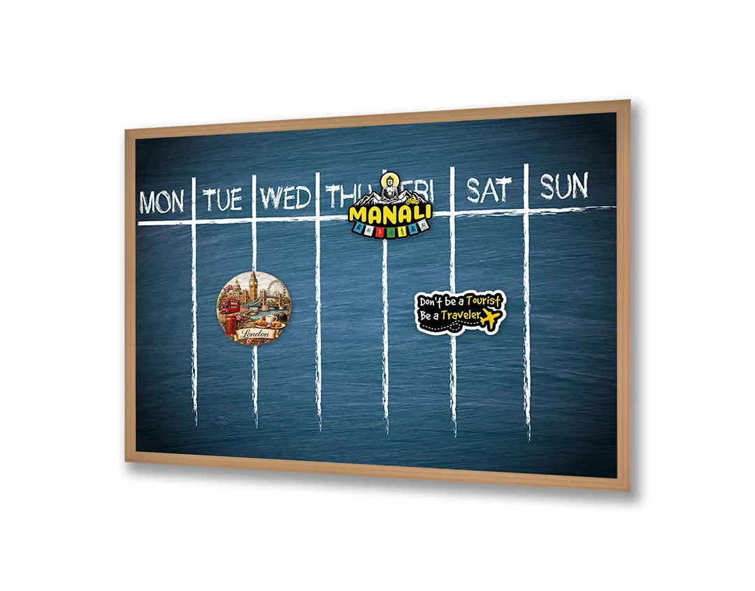 Metalen Magneetbord met afbeelding van donkerblauwe maandplanner in donkerblauw en wit kleuren