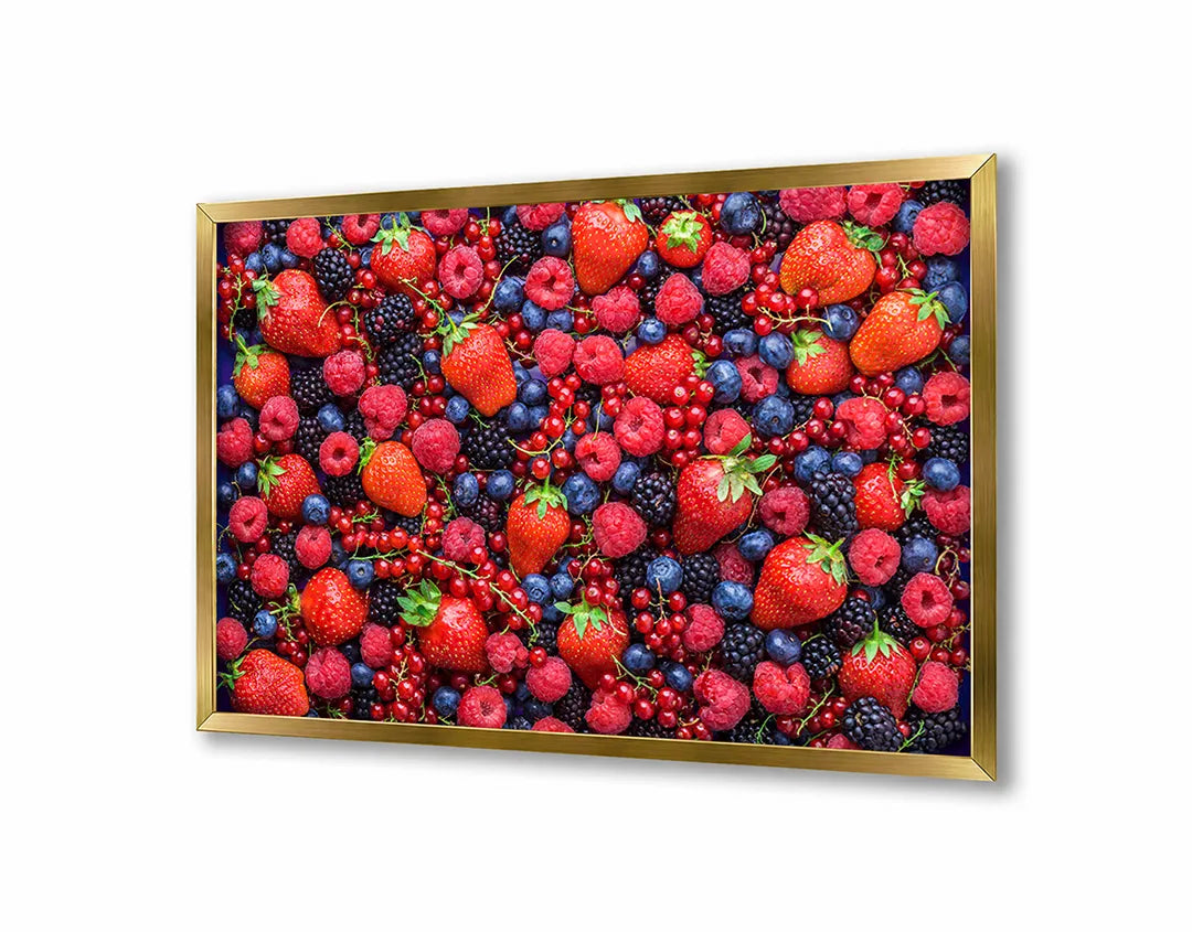 Metalen Magneetbord met afbeelding van mix van rode bosvruchten en bessen in sappig rood en paars kleuren