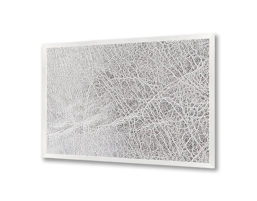 Metalen Magneetbord met afbeelding van wit gebarsten leer of textuur in helder wit kleuren