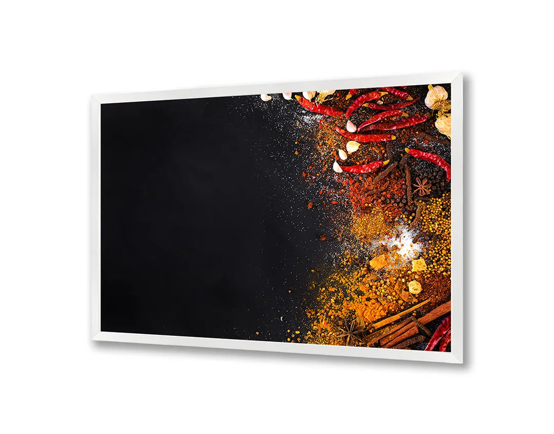 Metalen Magneetbord met afbeelding van rode pepers en kruiden in vurig rood kleuren