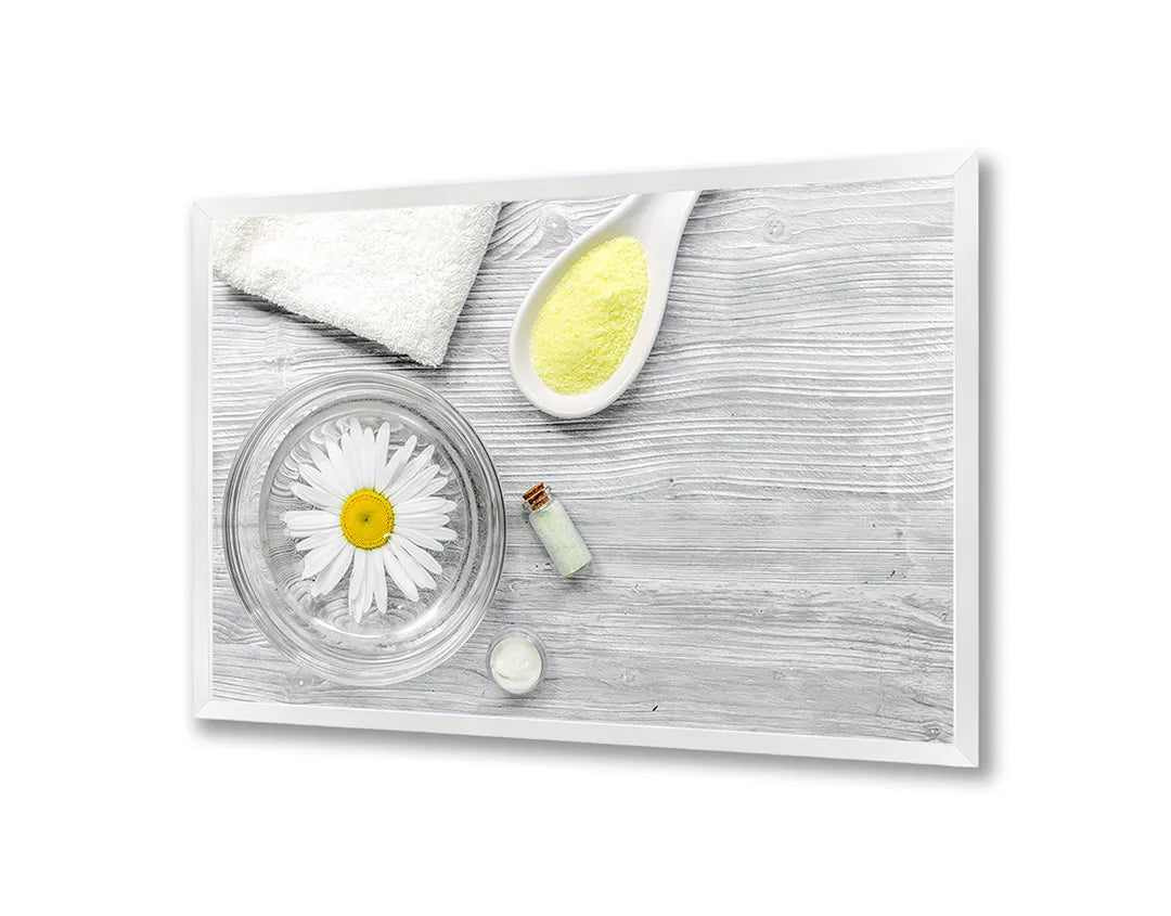Metalen Magneetbord met afbeelding van spa elementen met witte bloemen in fris wit kleuren