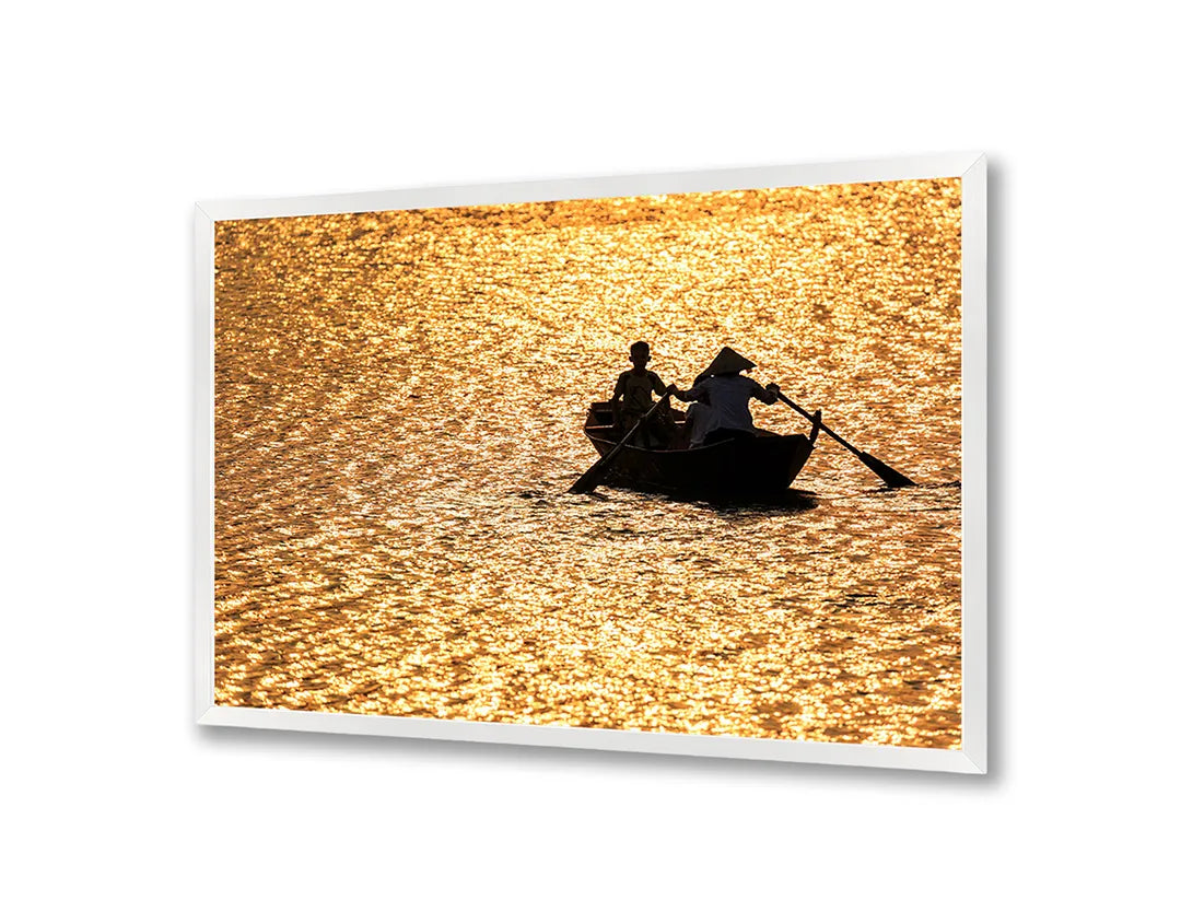 Metalen Magneetbord met gouden zonsondergang over het water en silhouet van een varend bootje