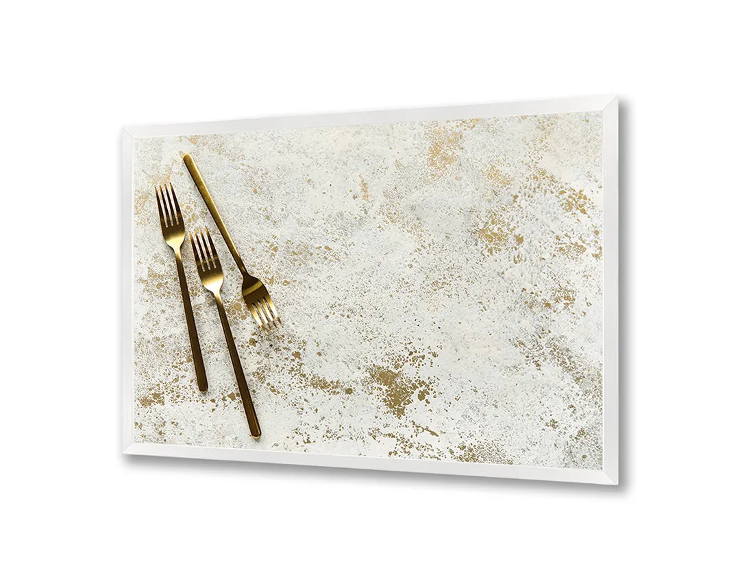 Metalen Magneetbord met print van Gouden bestek op marmer perfect als decoratie