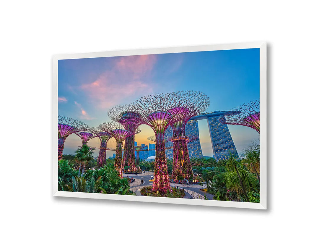 Metalen Magneetbord met afbeelding van Singapore Gardens by the Bay bij nacht in paars en blauw neon kleuren