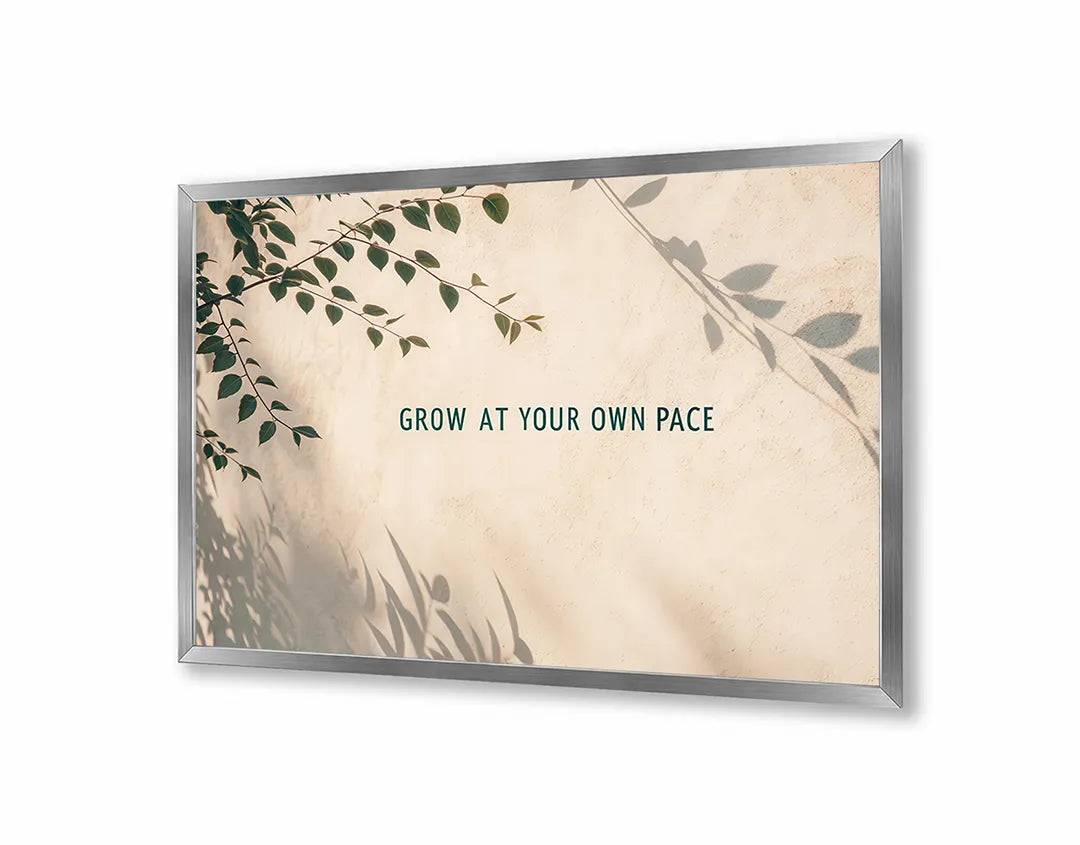Metalen Magneetbord met hoogwaardige afbeelding van Grow at your own pace quote voor aan de muur