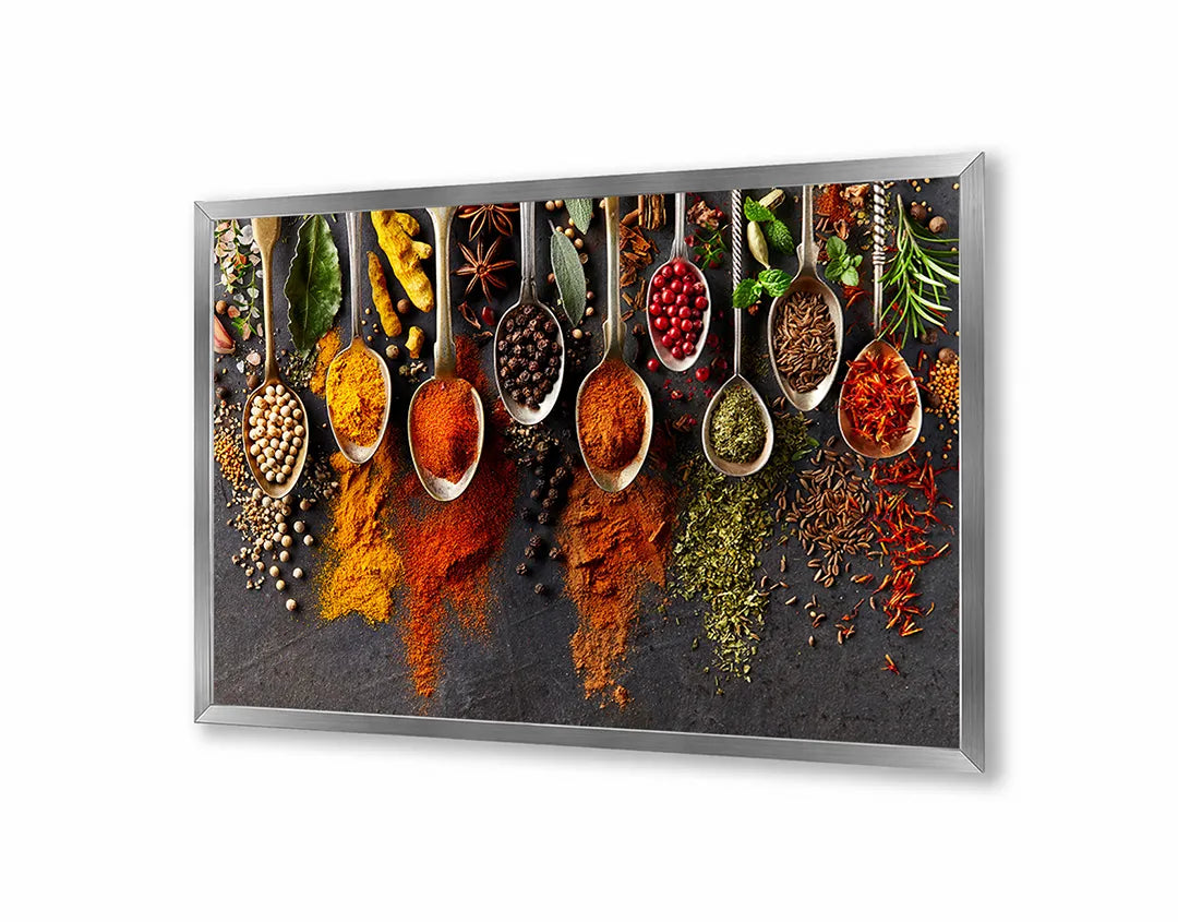 Metalen Magneetbord met afbeelding van lepels met felgekleurde specerijen in kruidige kleuren kleuren