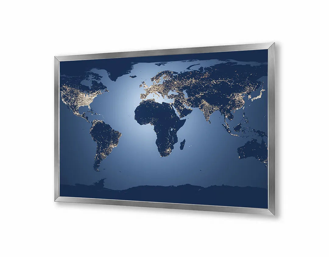 Metalen Magneetbord met afbeelding van nachtkaart van de aarde met lichtjes in nachtblauw kleuren