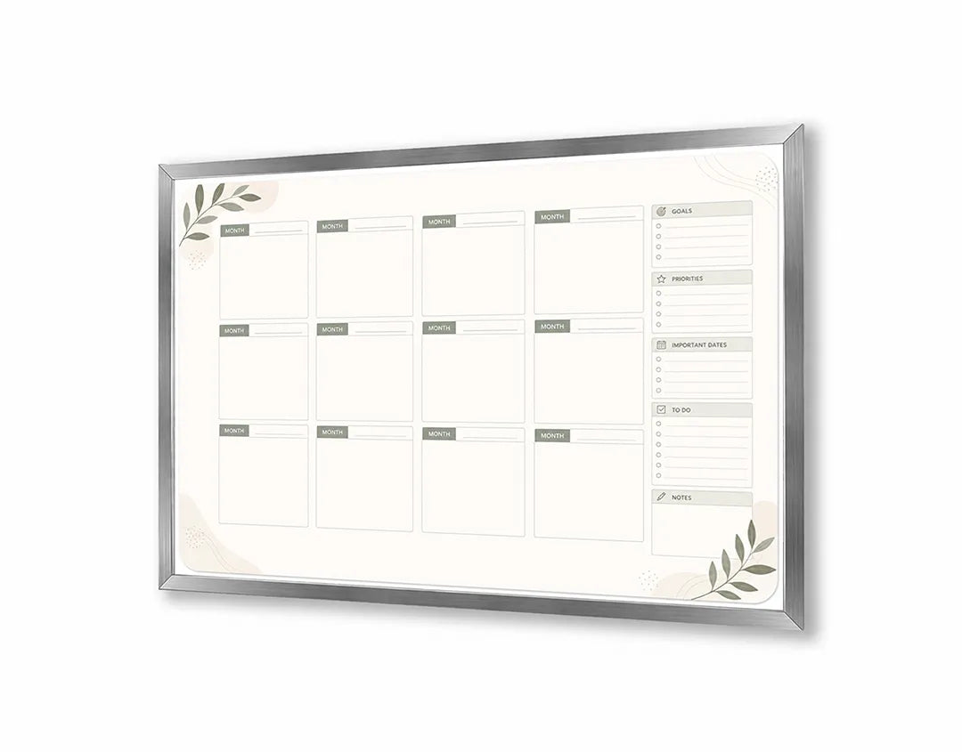 Metalen Magneetbord met klassieke maandplanner uitgevoerd in een tijdloze en zeer neutrale vormgeving