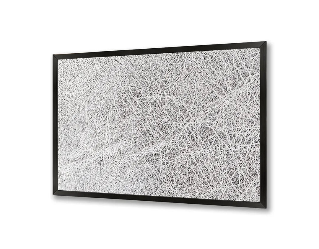 Metalen Magneetbord met afbeelding van wit gebarsten leer of textuur in helder wit kleuren