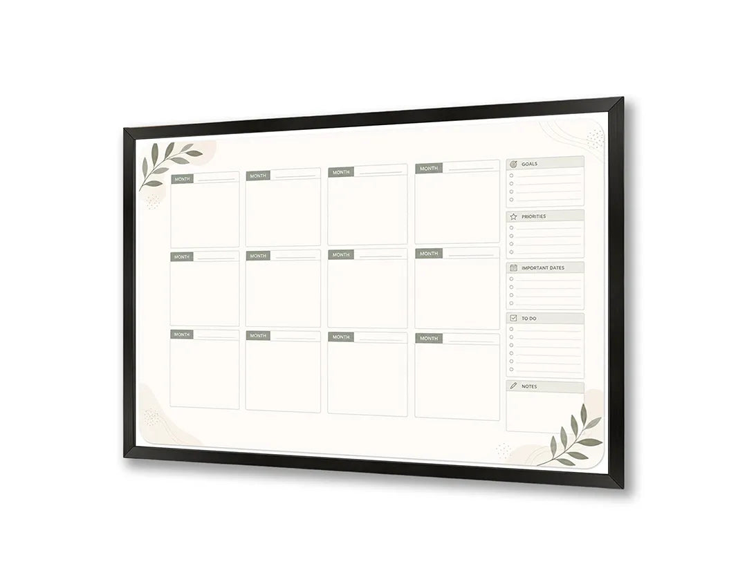 Metalen Magneetbord met klassieke maandplanner uitgevoerd in een tijdloze en zeer neutrale vormgeving