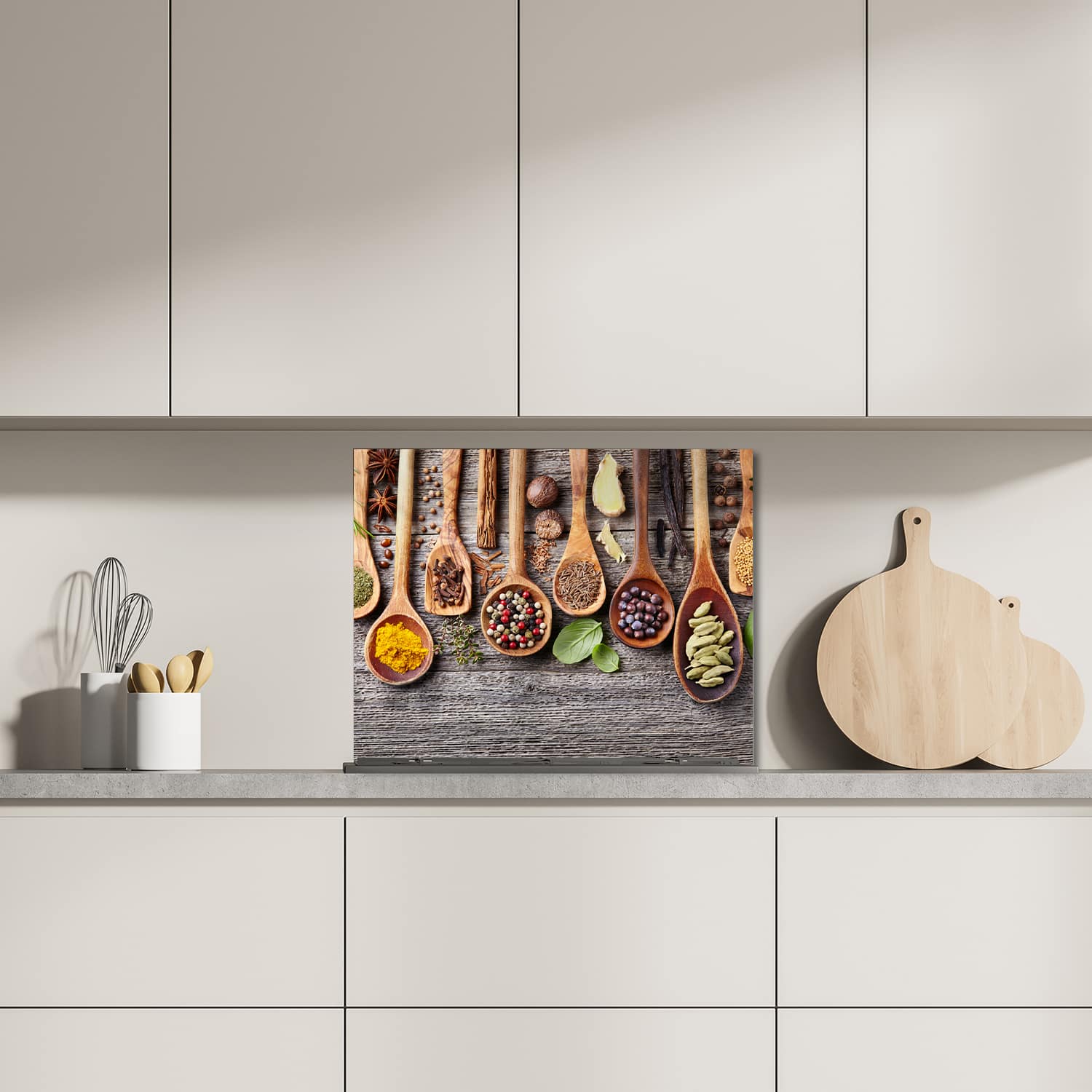 Eigen afmeting spatscherm-op-maat Keuken - Hittebestendig gehard glas - Houten Lepels met Kruiden