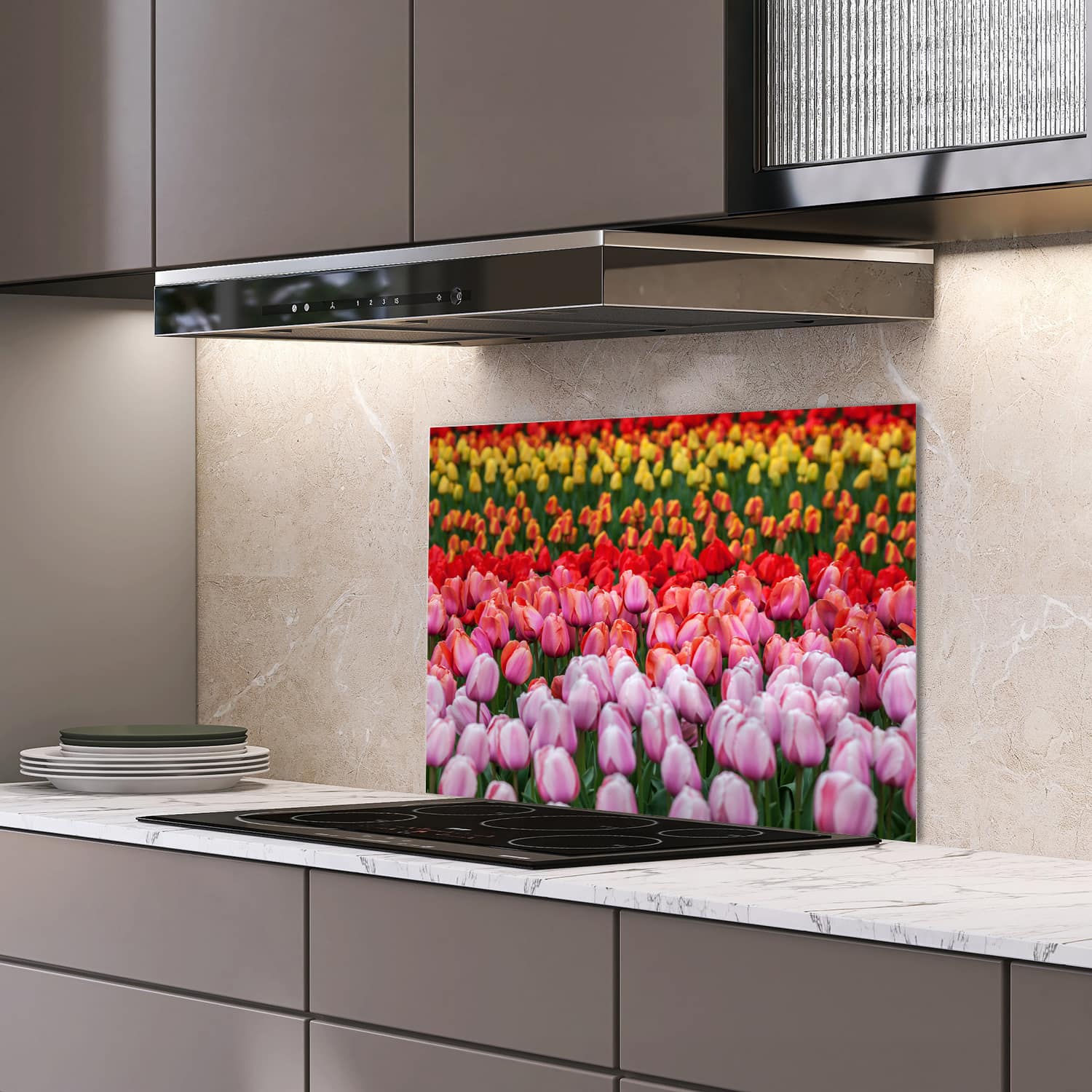 Eigen afmeting spatscherm-op-maat Keuken - Hittebestendig gehard glas - Tulpenveld in Lisse