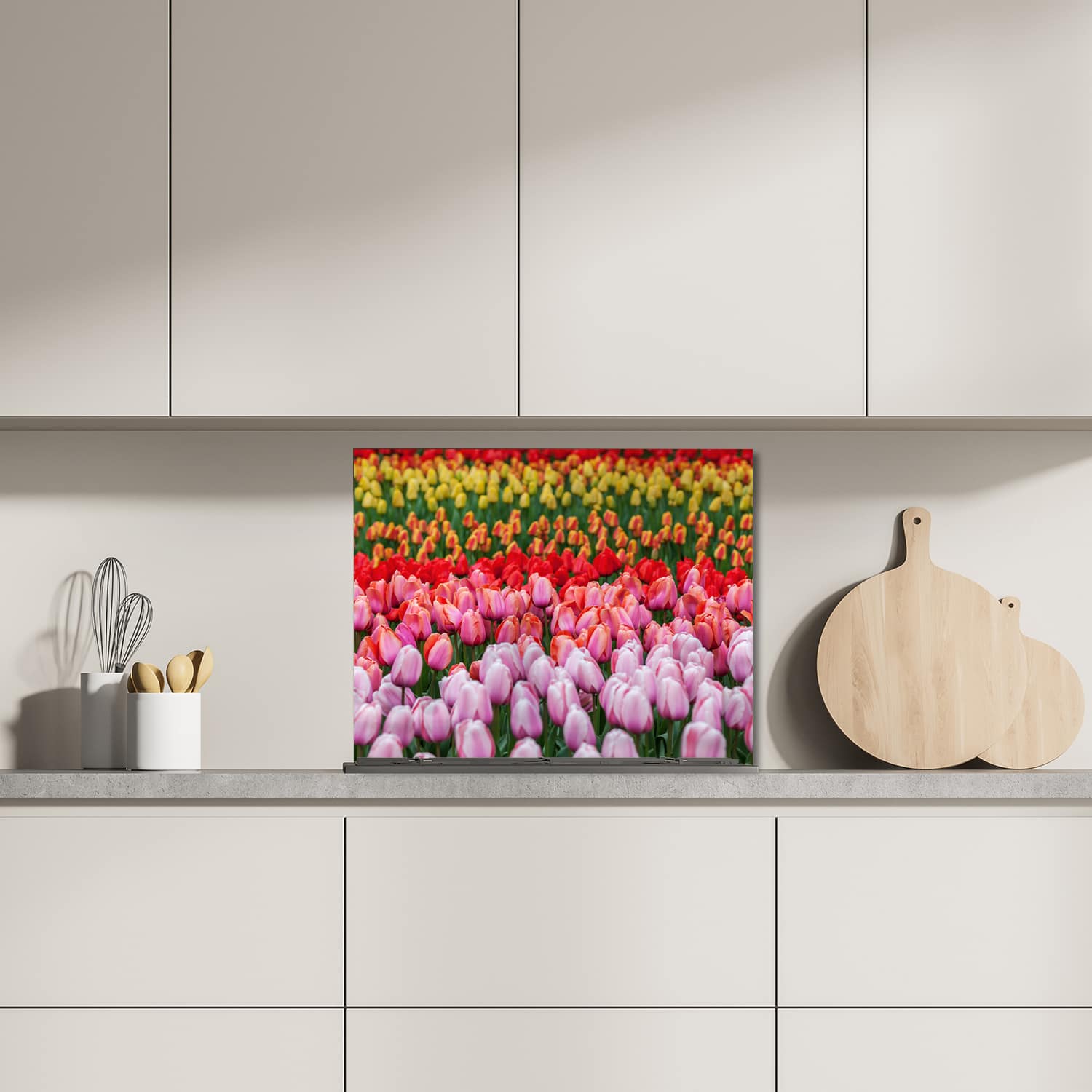 Eigen afmeting spatscherm-op-maat Keuken - Hittebestendig gehard glas - Tulpenveld in Lisse