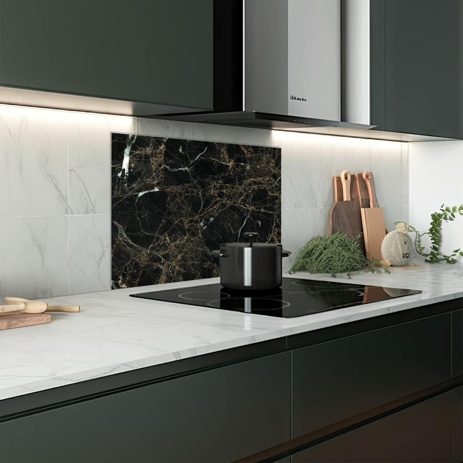 Eigen afmeting spatscherm-op-maat Keuken - Hittebestendig gehard glas - Zwart Marmer met Witte Aderen