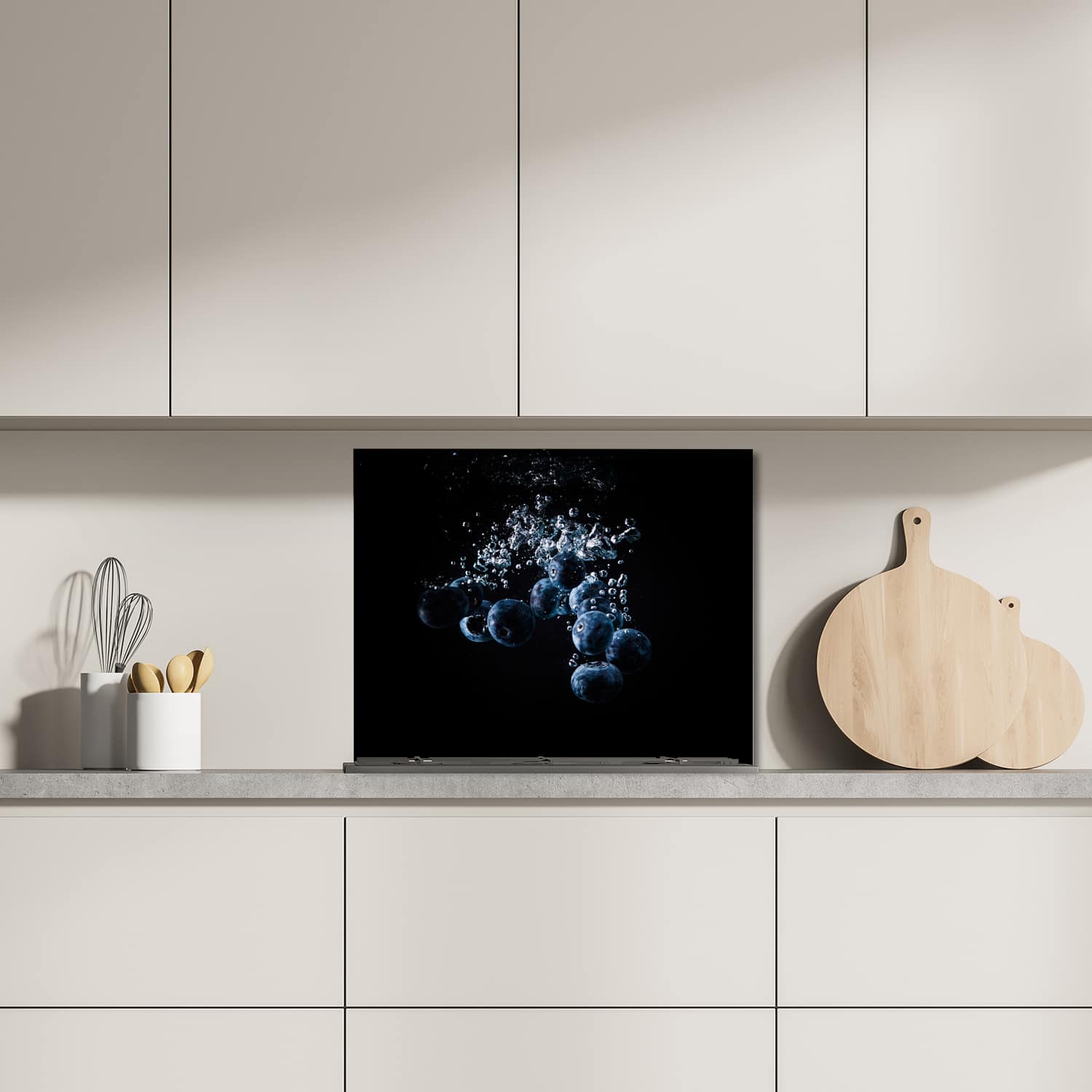 Eigen afmeting spatscherm-op-maat Keuken - Hittebestendig gehard glas - Bosbessen in het Water