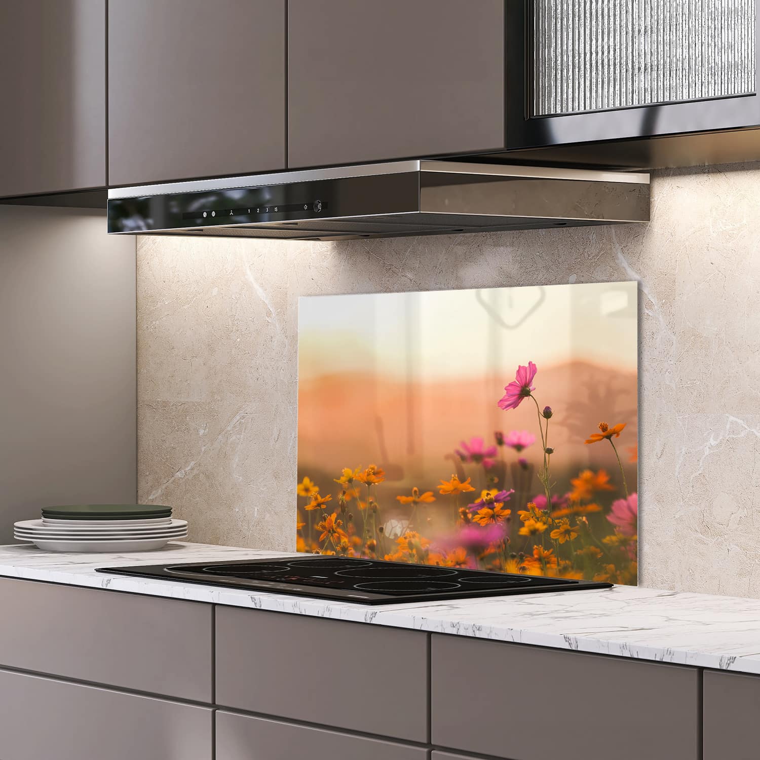 Eigen afmeting spatscherm-op-maat Keuken - Hittebestendig gehard glas - Kleurrijke Bloemen bij Zonsondergang