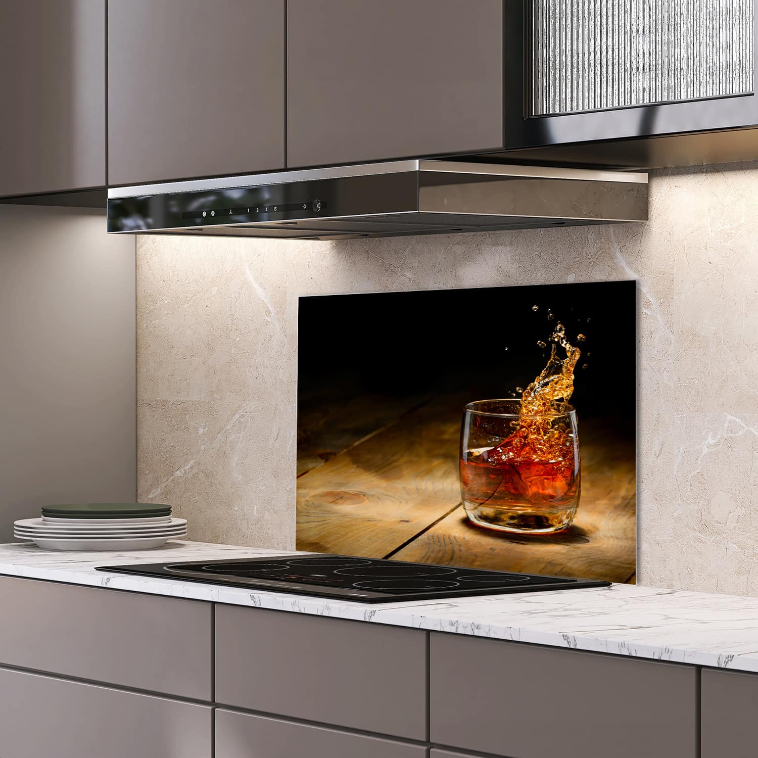 Eigen afmeting spatscherm-op-maat Keuken - Hittebestendig gehard glas - Whisky Splash